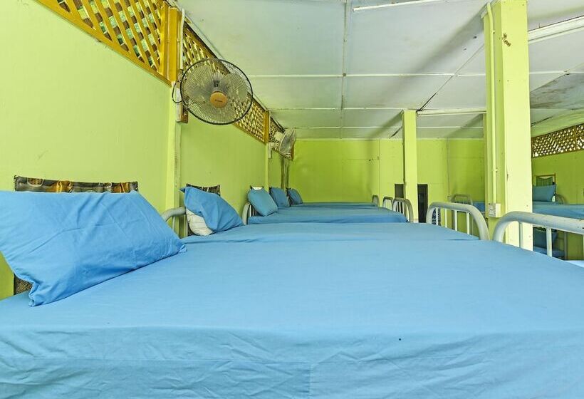 فندق Oyo 90657 D Ambang Resort