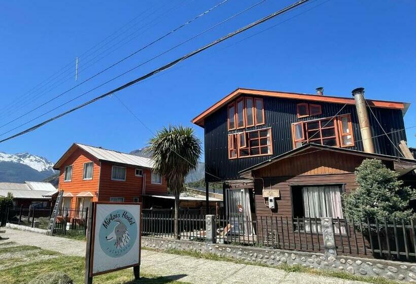 Mirlo’s Hostel