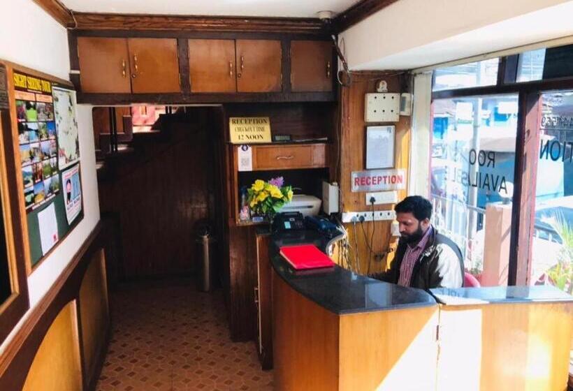 پانسیون Mystique Inn Ooty