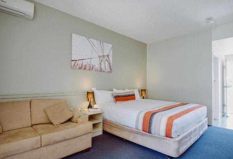 Artesian Spa Motel