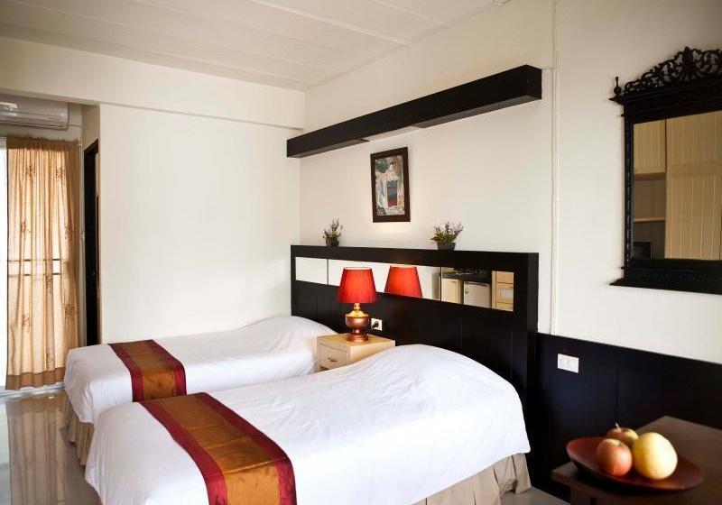 Hotel Borarn House