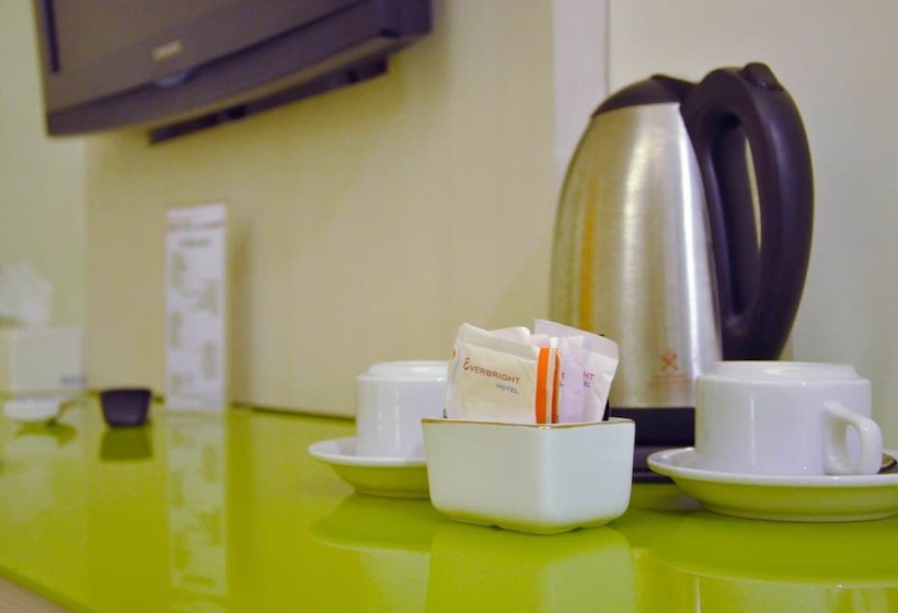 هتل Everbright Ambon