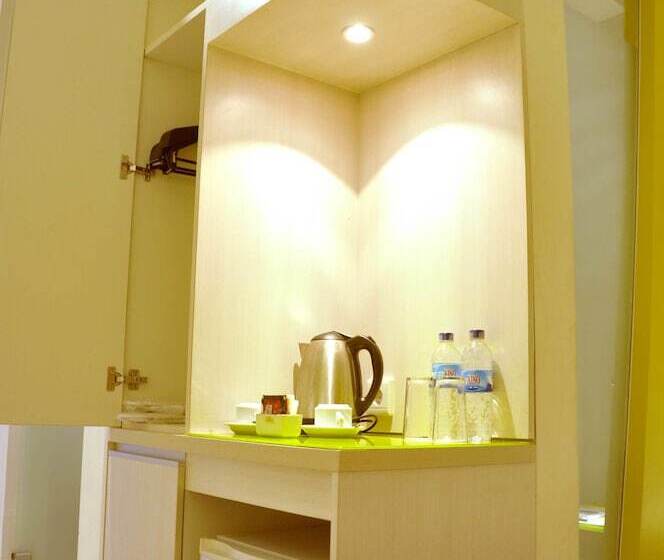 هتل Everbright Ambon