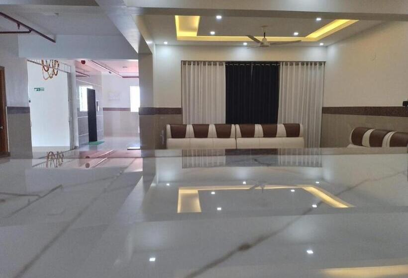 酒店 Dwarka Lodging & Boarding