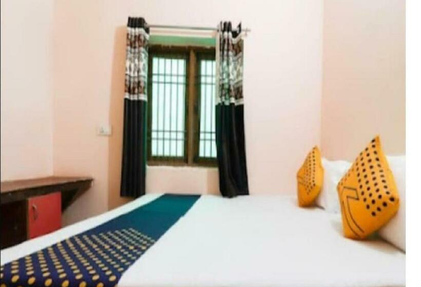 Отель Om Sai Nath Lodge By Wb Inn