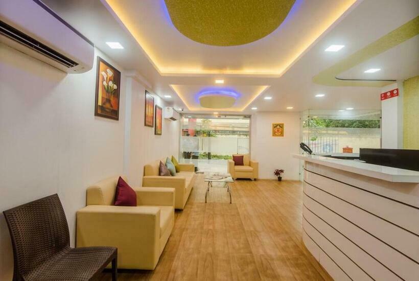 Отель Om Sai Residency By Wb Inn