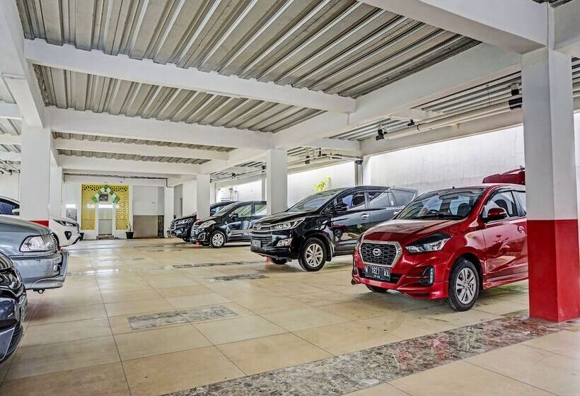 فندق Oyo 91812 Nh Kost Syariah