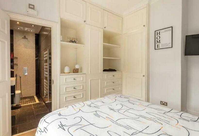 פנסיון Luxury Specious En Suite Room In Central London