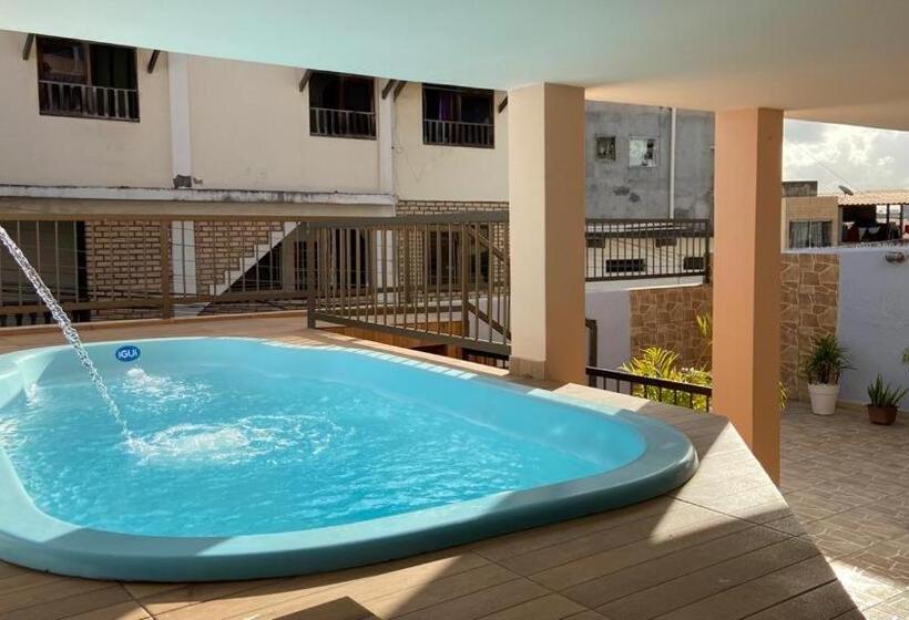 پانسیون Hostel Salvador Orquídeas