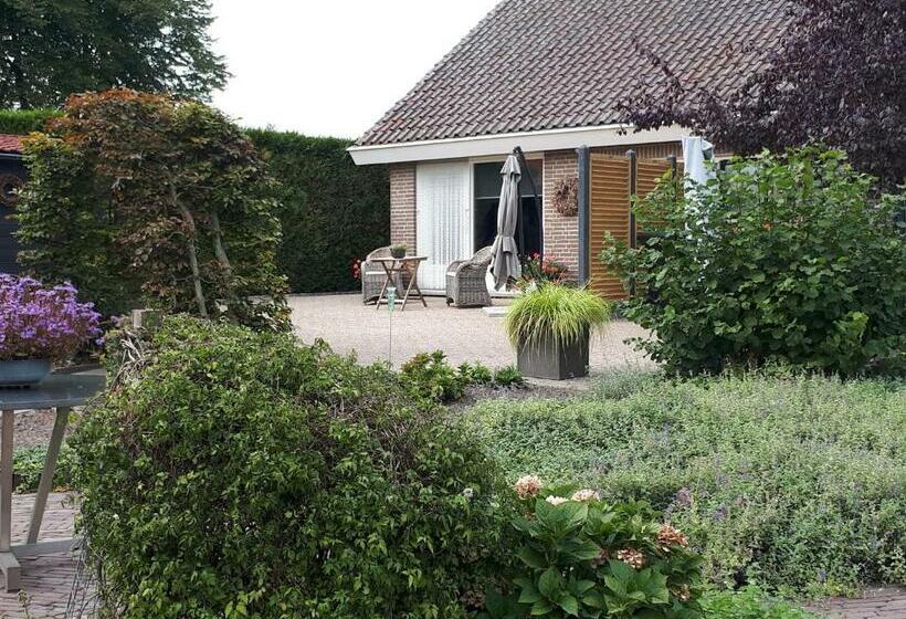 Bed and Breakfast Het Tuffel Huuske