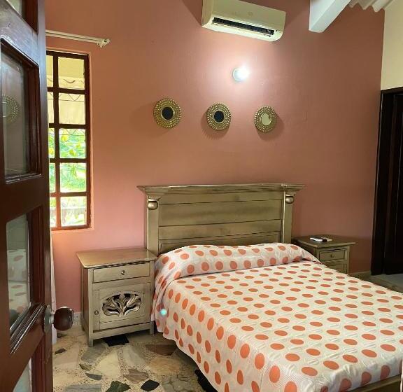 هتل Campestre Toro Loco