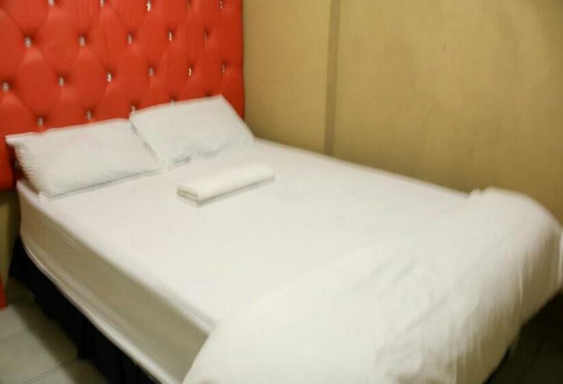 Пансион Royal Nest Guest House