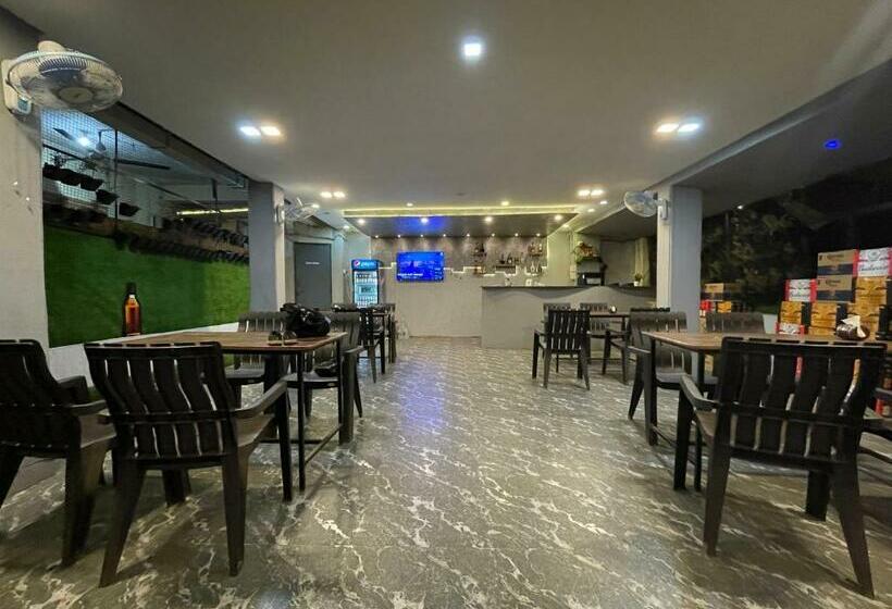 호텔 Aariv Inn Baga Beach
