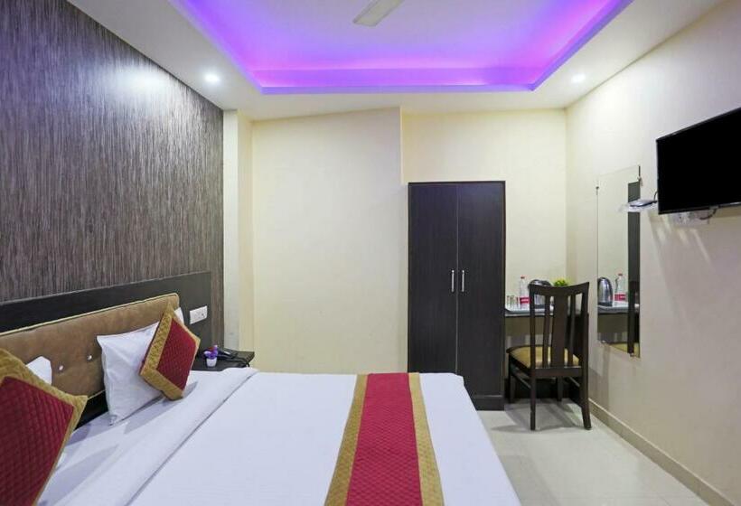 هتل Global Stay Near Delhi Airport