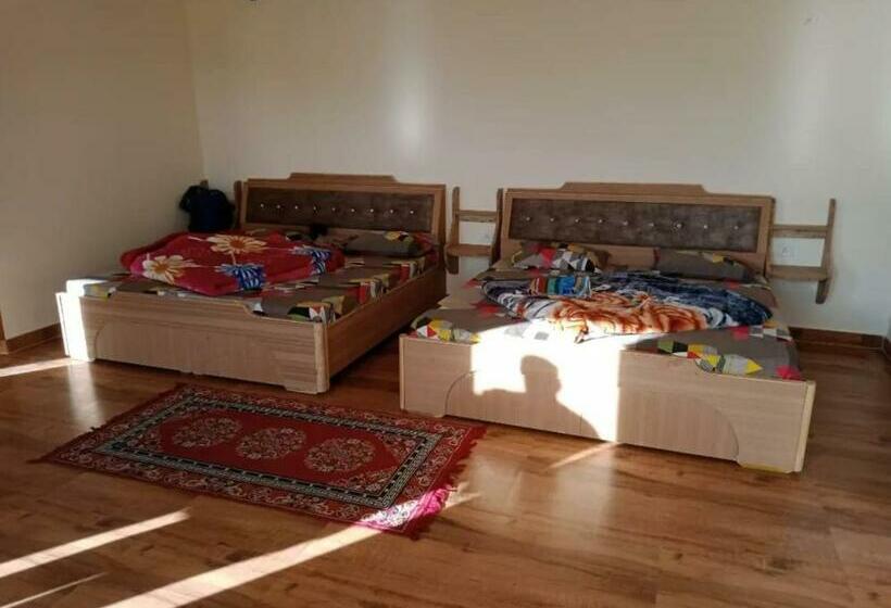 Отель Hills Life Lover Stay Homestay, Mukteshwar