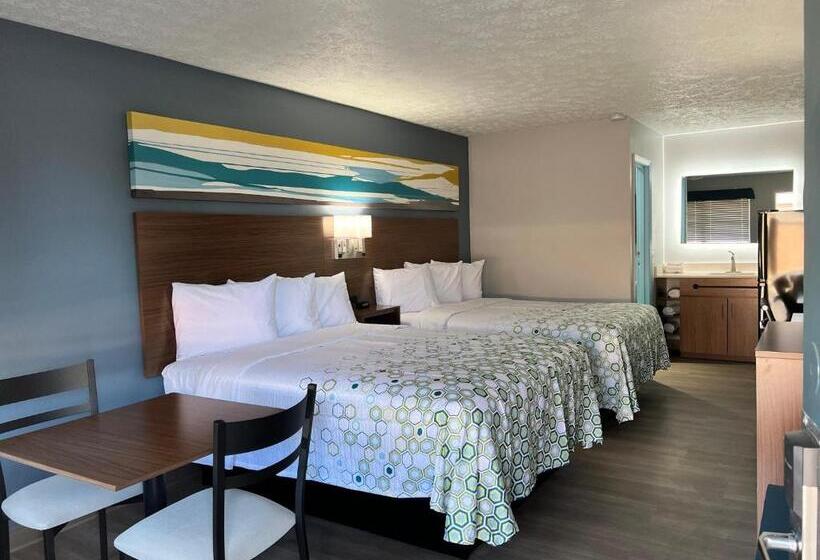 هتل Hometowne Studios By Red Roof Georgetown, Ky