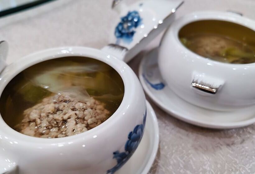 호텔 White Swan Guest House