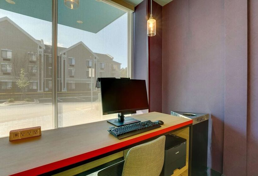 בית מלון כפרי Tru By Hilton Smithfield I95