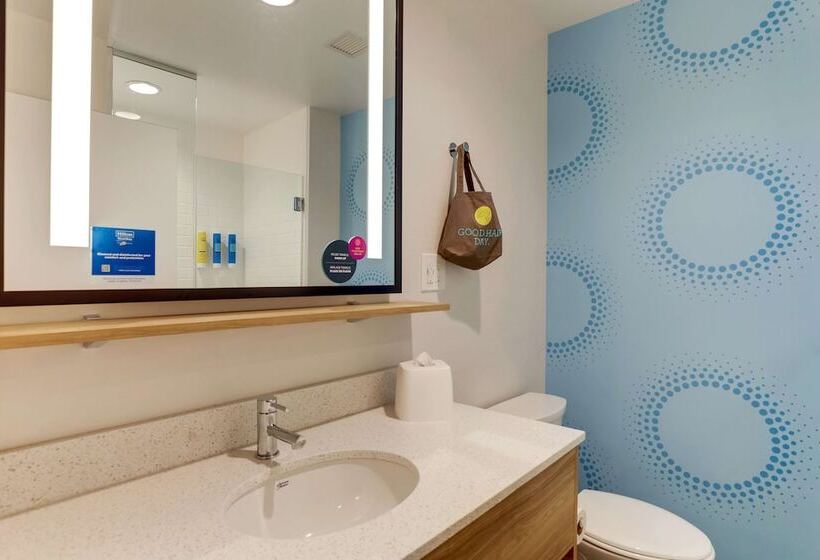 בית מלון כפרי Tru By Hilton Smithfield I95