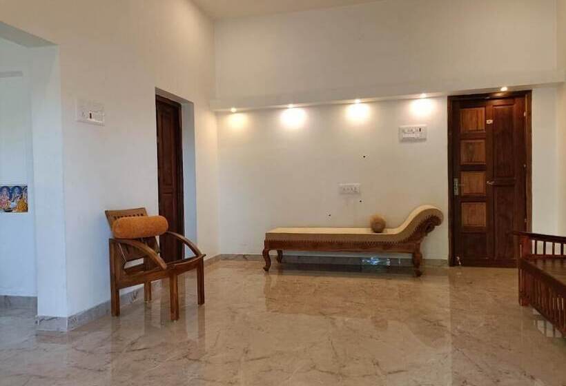 ペンション Bairava Bliss Inn   Rameswaram