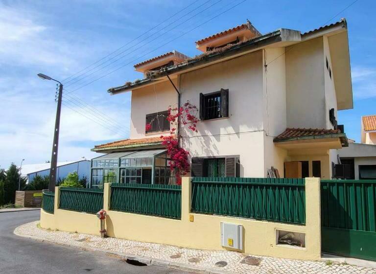 Пансион Oeiras Lagoas Parque ,elite Home