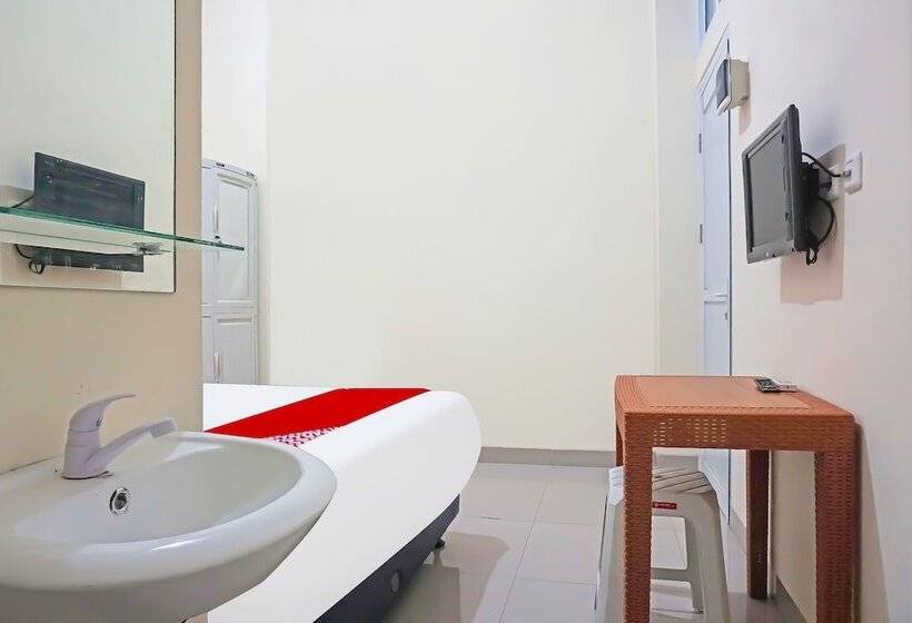 هتل Capital O 91790 S1 Residence