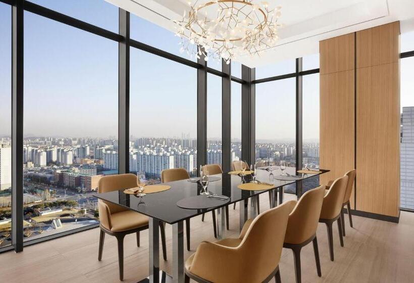 酒店 Four Points By Sheraton Suwon