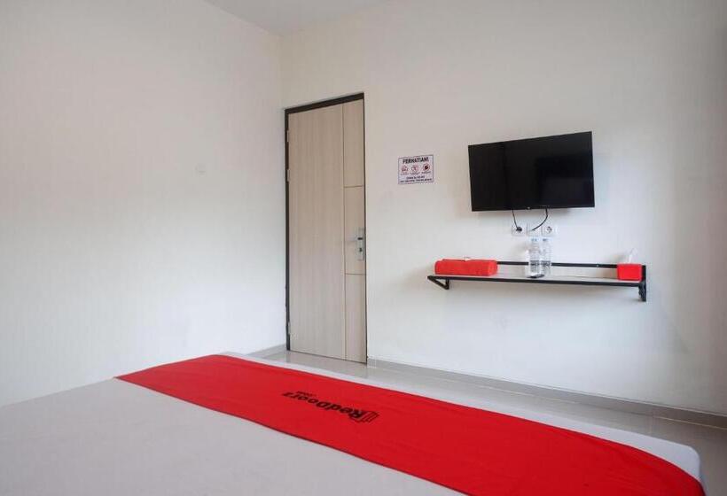 فندق Reddoorz Syariah Near Rs Soeradji Pemuda Klaten