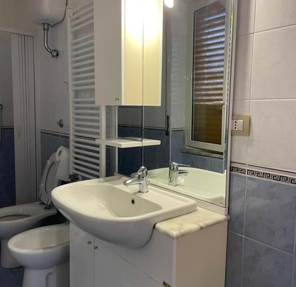 بنسيون Mezzaluna Guest House