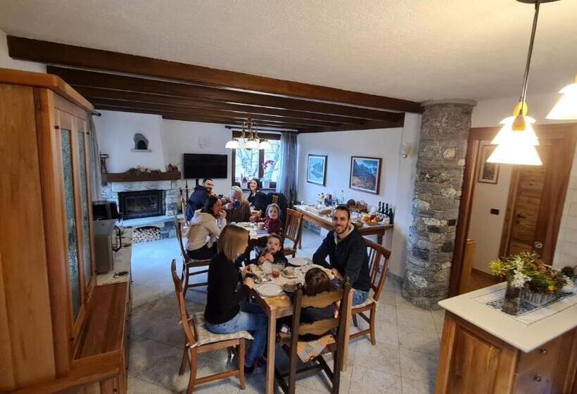 بنسيون Casa Margherita Chambres D Hôtes & Spa