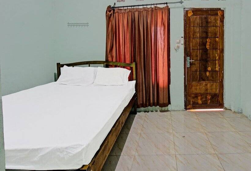 هتل Spot On 91771 Homestay Bang Haji