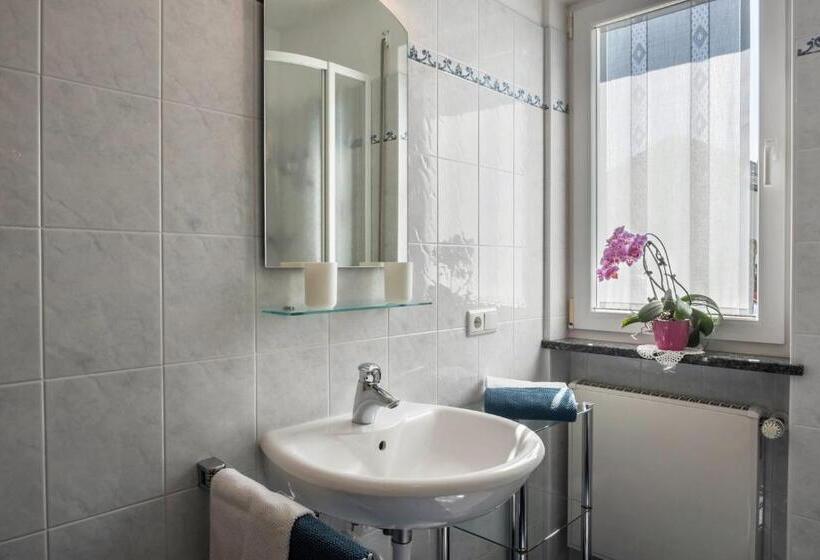 هتل Valtlhof   Apt 2