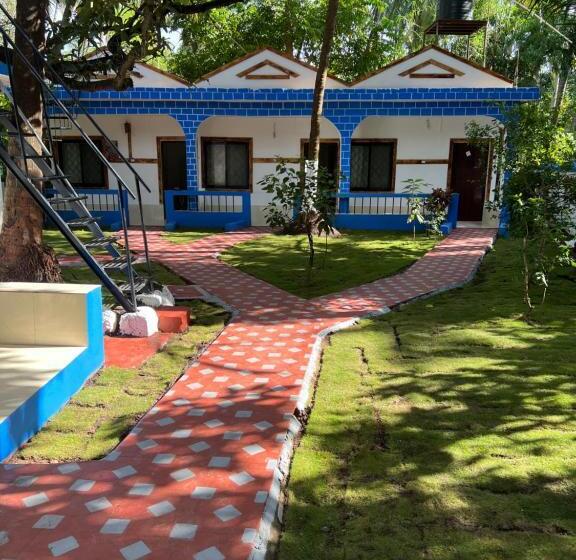 پانسیون Grand Royale Cottage Anjuna