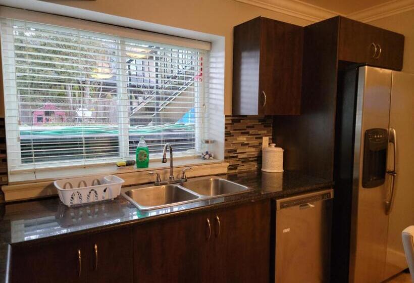 פנסיון Oscar Inn & 2bd Family Suite Or Private Room