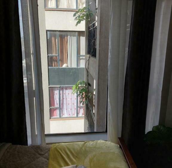 هتل کپسول Comfy Homes