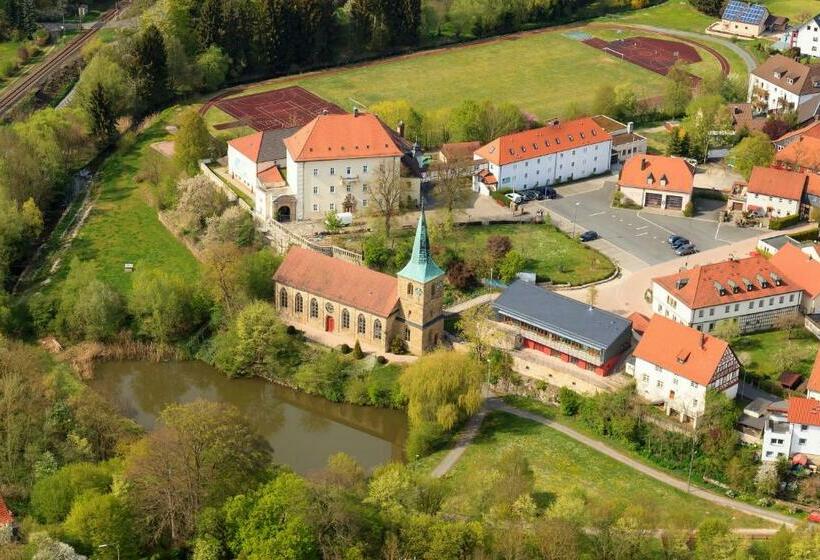 Отель Franken Akademie Schloss Schney