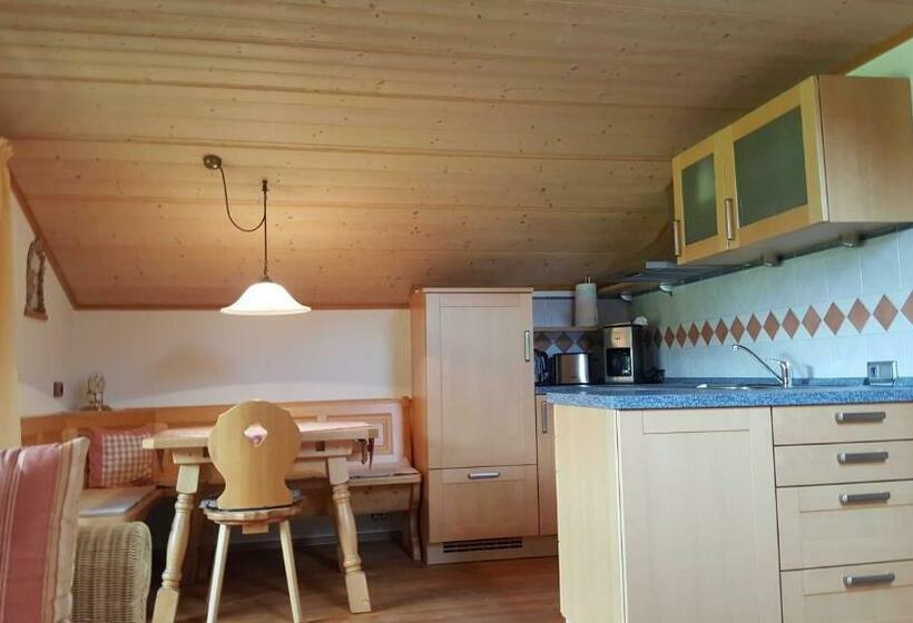 Отель Maria Schnitzenbaumer