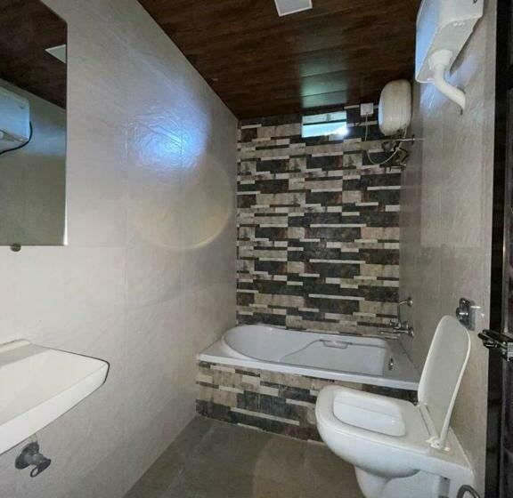 منتجع Kukoos Farm