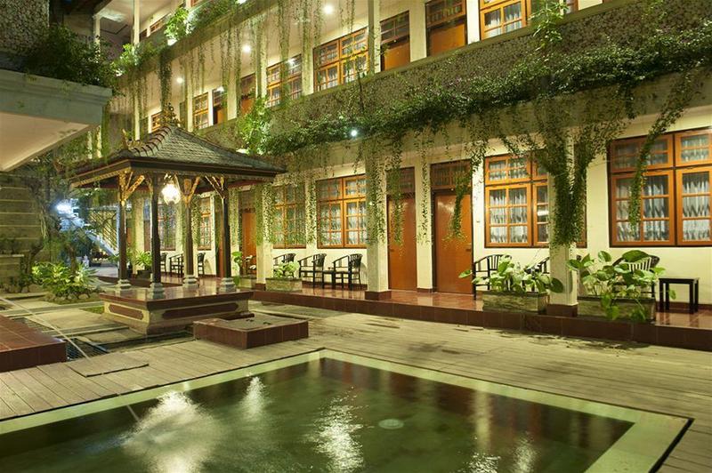 فندق Catur Adi Putra