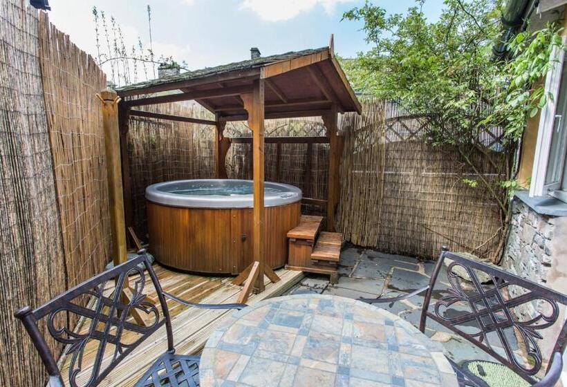 Отель Moss Grove Organic