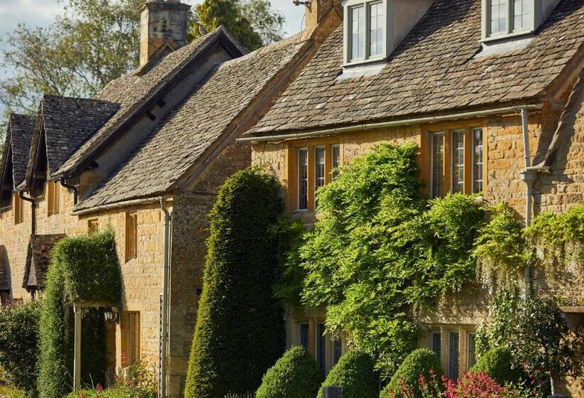 ホテル The Slaughters Country Inn