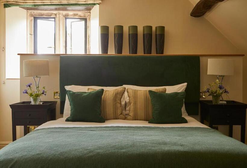 ホテル The Slaughters Country Inn