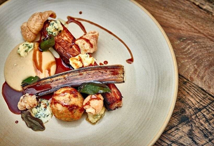 ホテル The Slaughters Country Inn