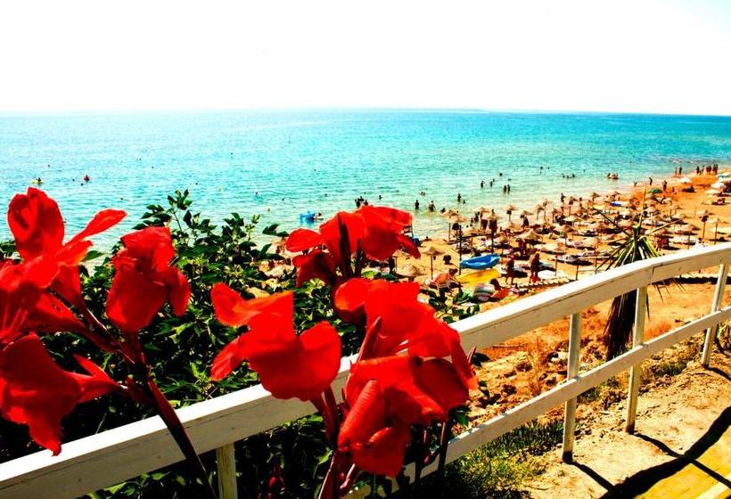 هتل Villaggio Spiagge Rosse
