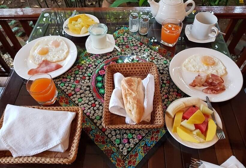 Thongbay Guesthouse
