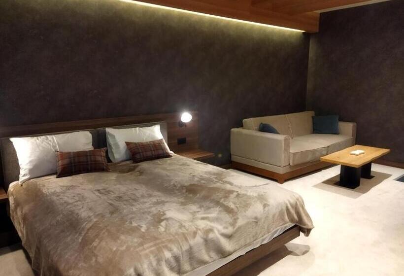 Family Apart Woodside