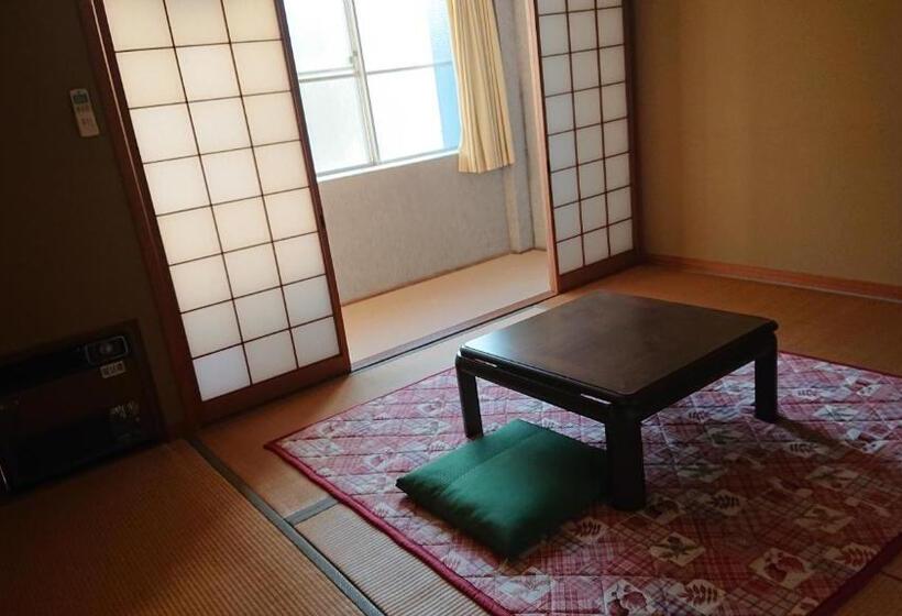 호텔 Hachikita U Base