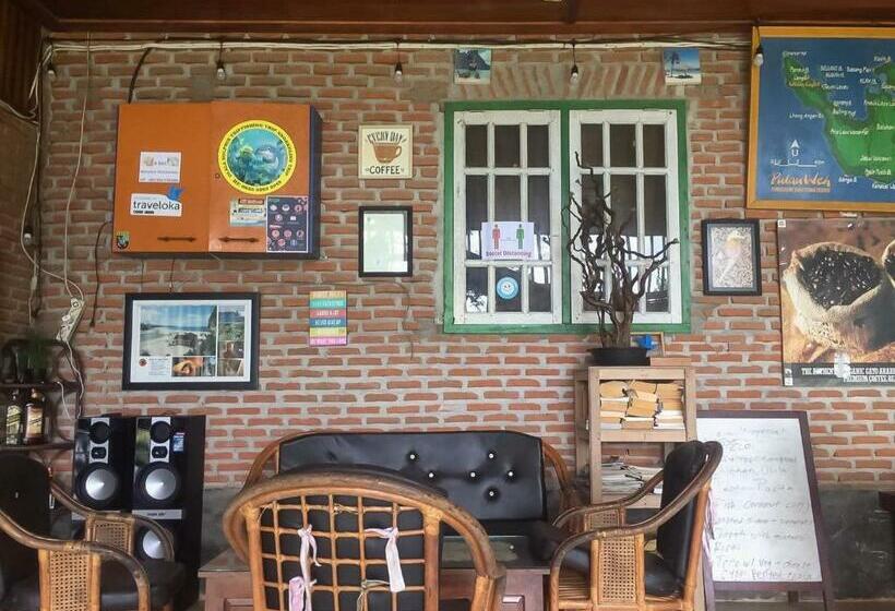 Отель Olala Bungalows And Restaurant Mitra Reddoorz