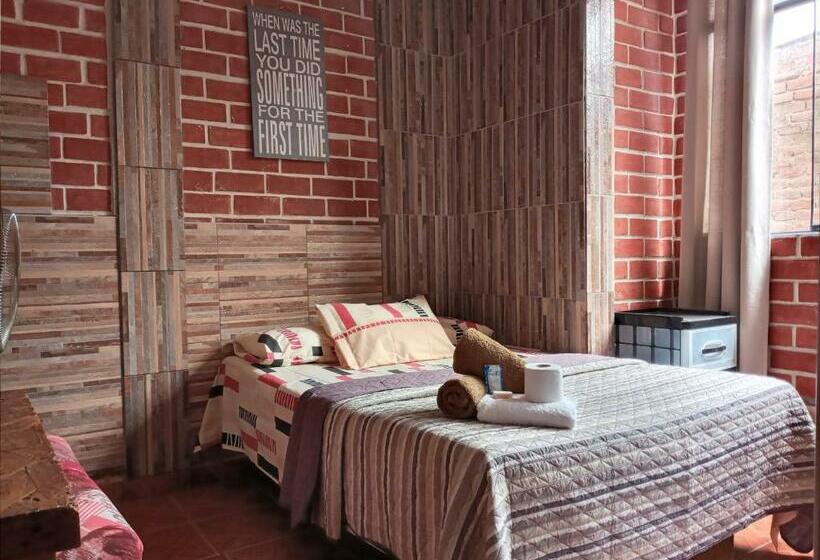 פנסיון Linda Habitacion De