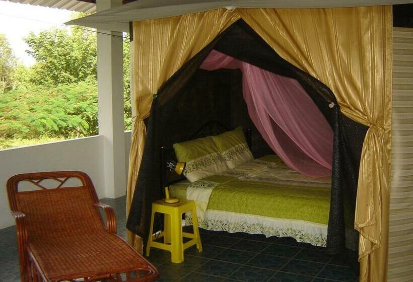 Bed and Breakfast Resort Aloi
